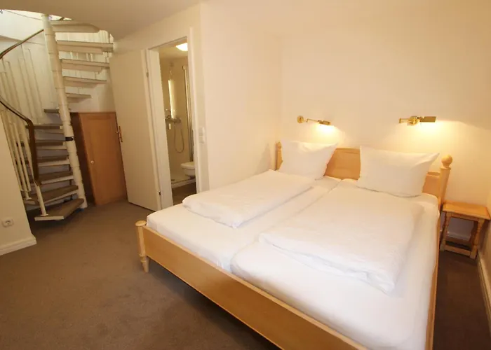 Neptun - Dünenstr 2, App 2 * Wenningstedt-Braderup